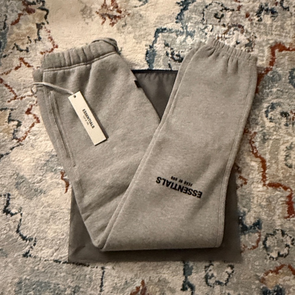 Essentials Fear Of God Sweatpants Dark Oatmeal Large - Picture 5 of 6